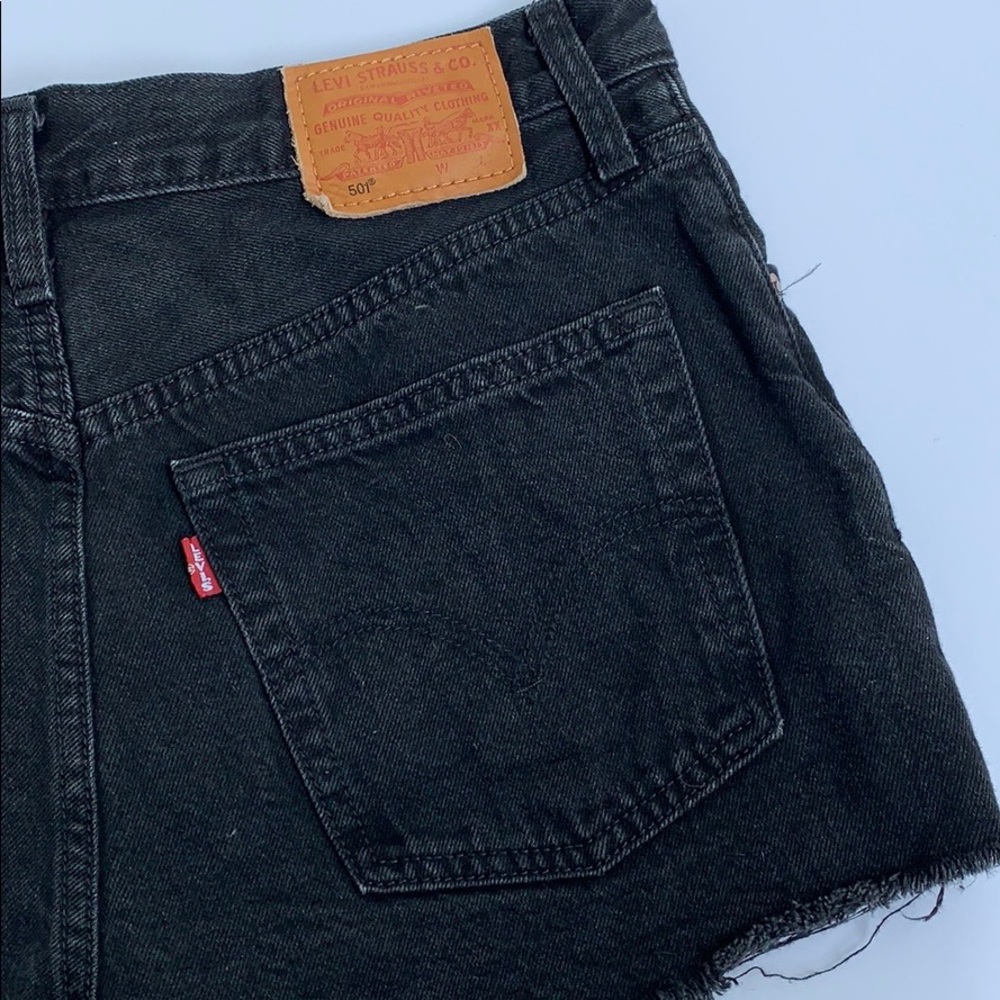 ❌❌SOLD❌❌🔹Black Levi shorts🔹 - Picture 5 of 8
